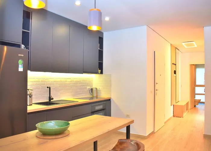 アパート Sanpietro Homes 292