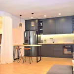 公寓 Sanpietro Homes 292 Plazhi San Pietro
