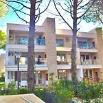 公寓 Sanpietro Homes 292 Plazhi San Pietro