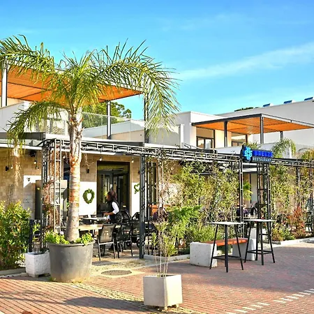 Sanpietro Homes 292 * Plazhi San Pietro