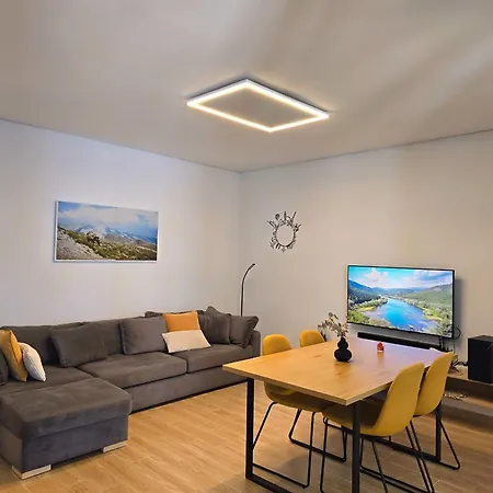 Sanpietro Homes 292 *