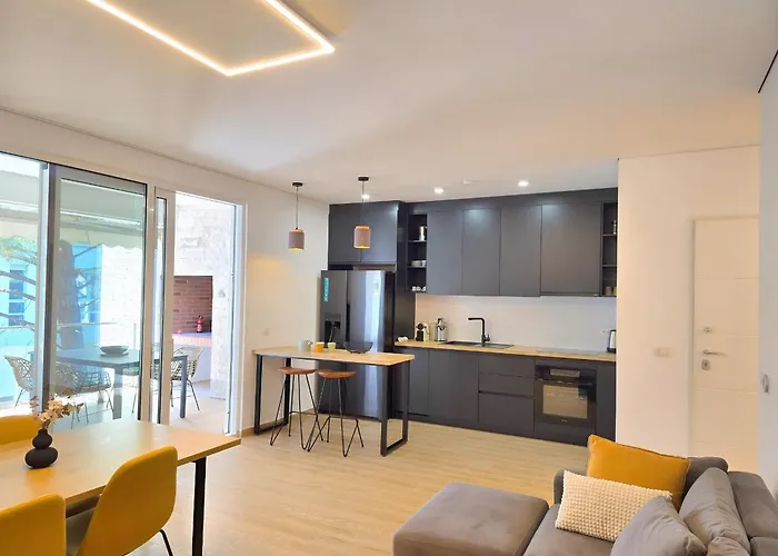 Sanpietro Homes 292 *
